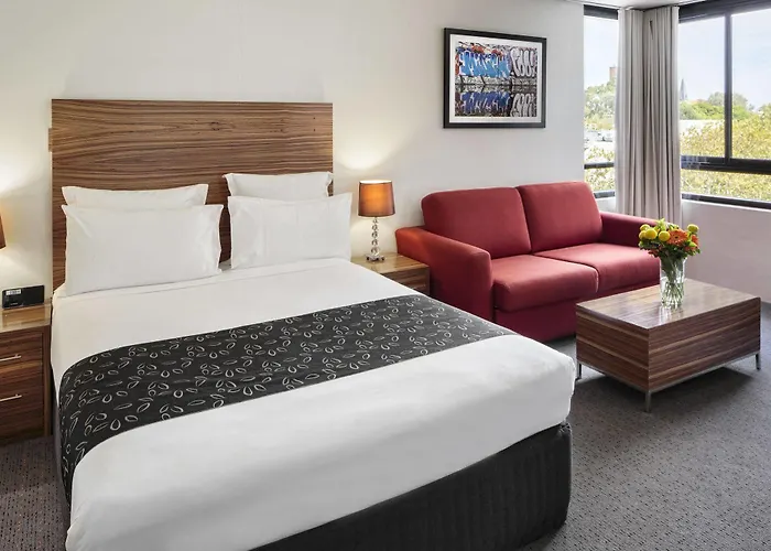 Cambridge Hotel Sydney